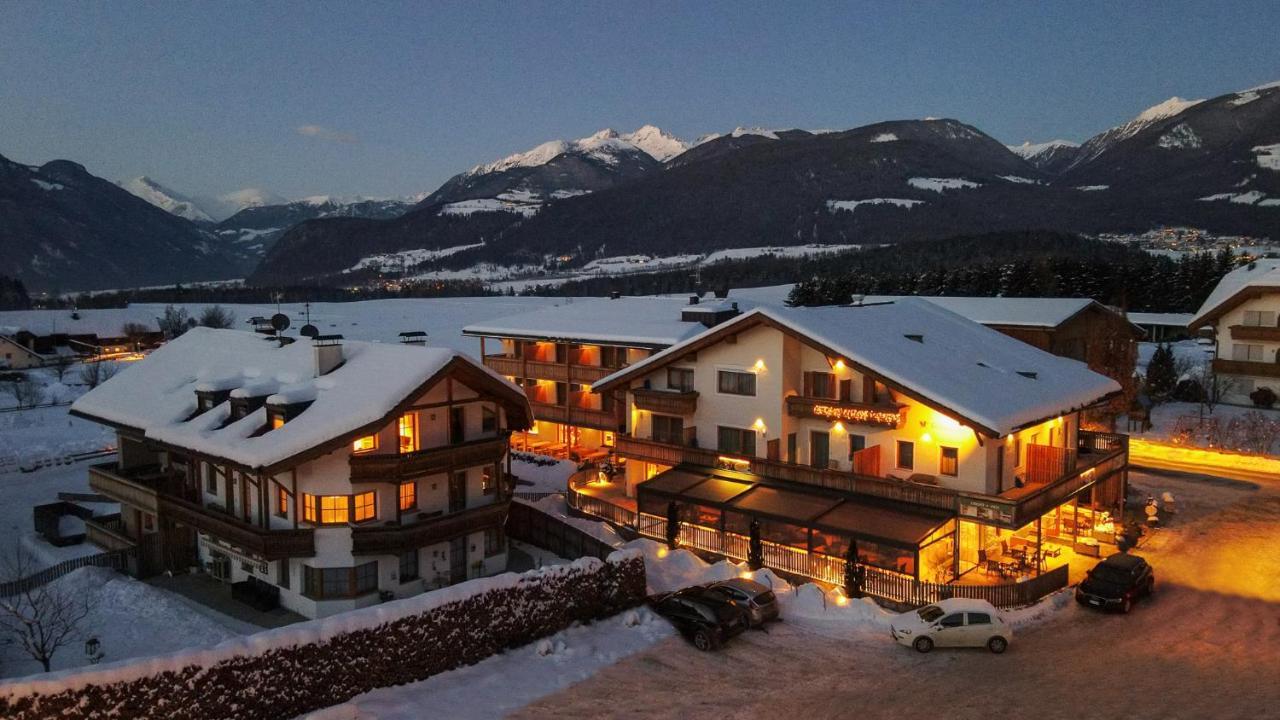 Hotel B&B Feldmessner Brunico Kültér fotó